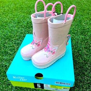 NEW NIB Western Chief Kids Unicorn Pink Rainbow Rain Boots Toddler Size 5